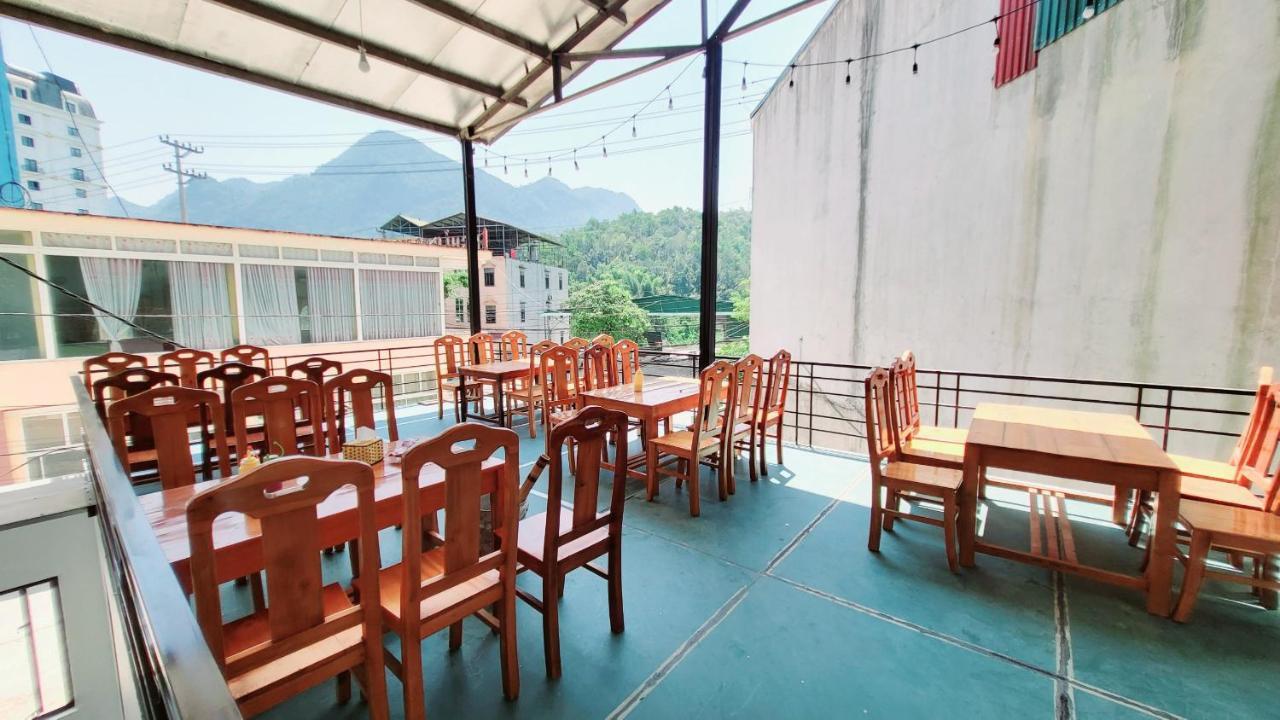 Ha Giang Lotus Hostel Motorbikes Tours Exterior photo